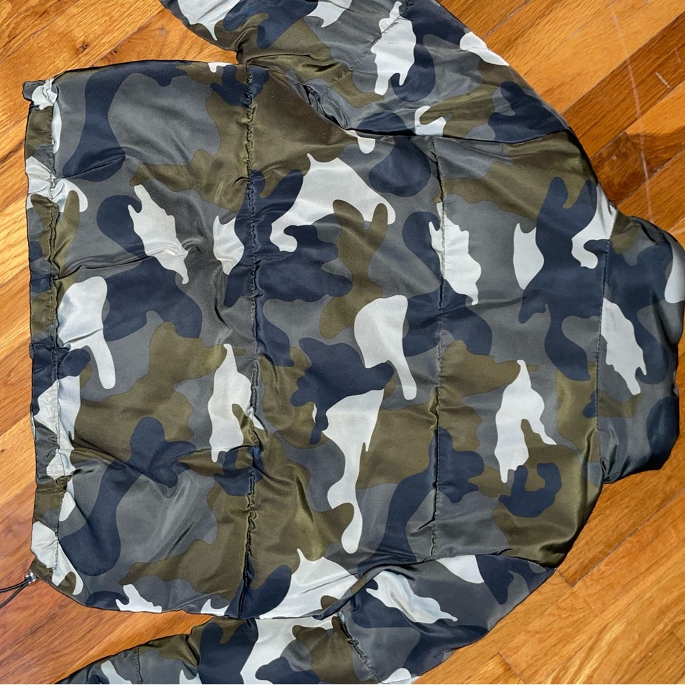 What means camouflage coat